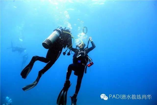 头抖跟感冒有关联吗？游戏画面
